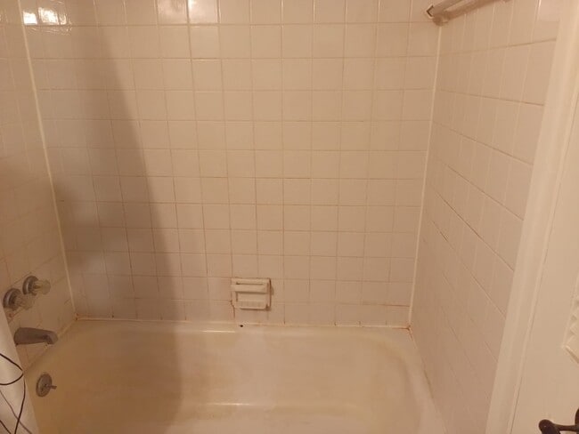 Photo - 2524 Telegraph Rd Unit 2524 - E