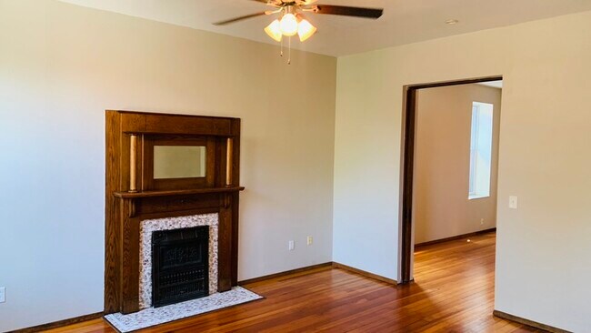 3218 Cherokee St