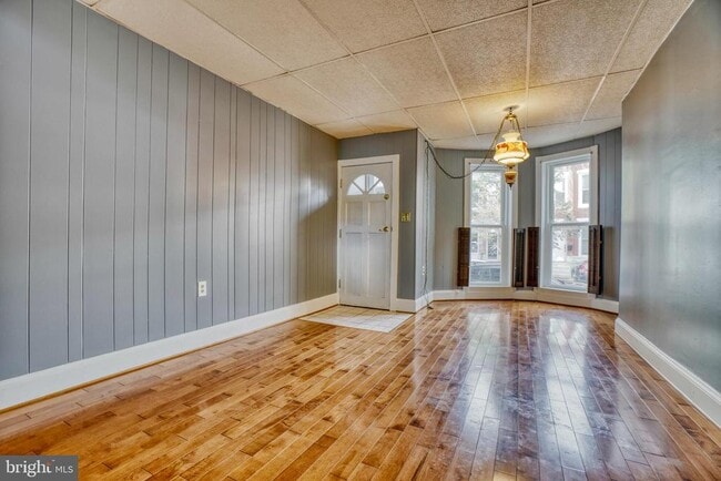 Photo - 1718 Belt St