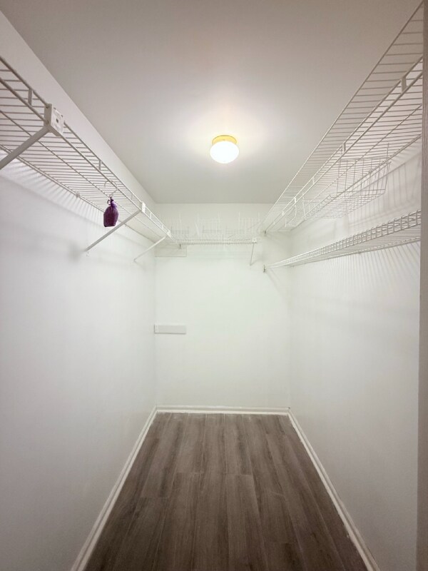 Photo - 365 Saybrook Ln