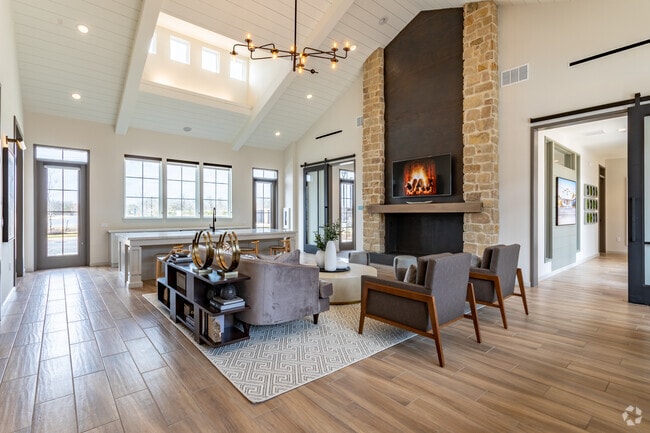 Clubhouse - Trophy Oak