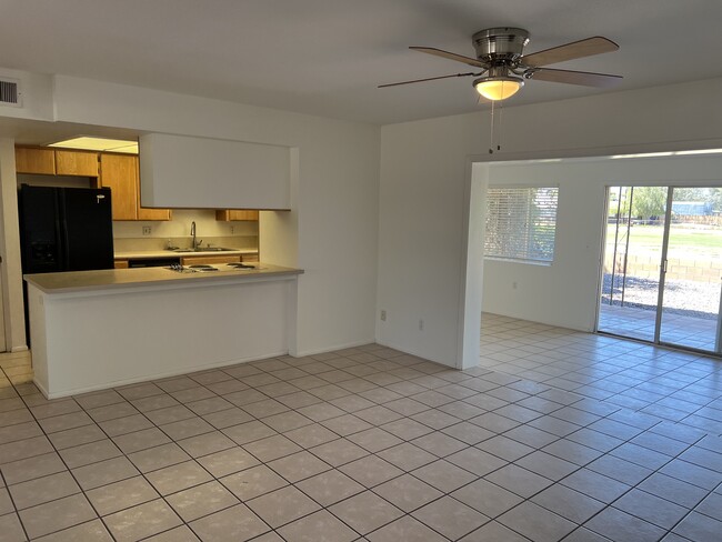 Photo - 848 S Saranac Ave