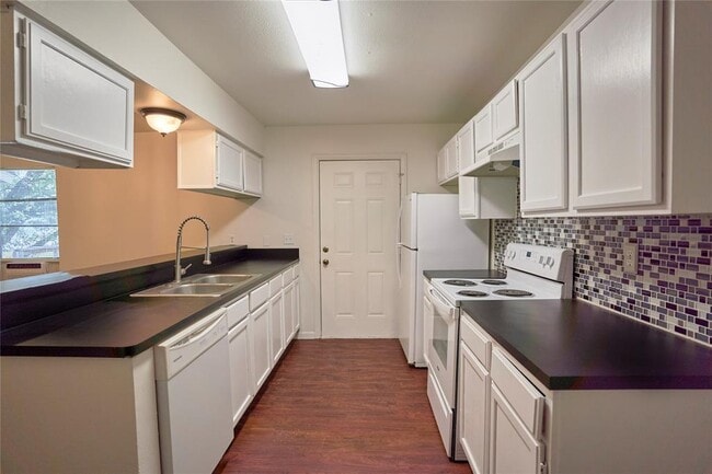 Photo - 23393 Nameless Rd Unidad 171