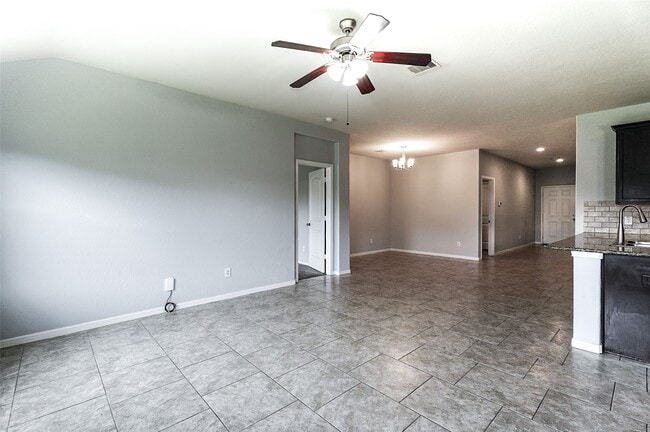 Building Photo - 29319 Dunns Creek Ct