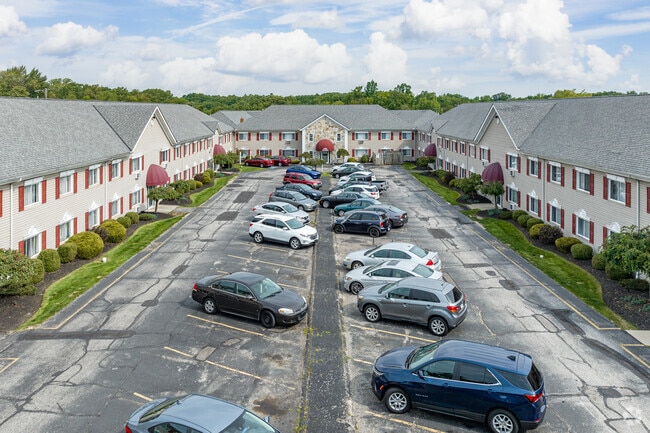 Estacionamiento - Weeping Cherry Village