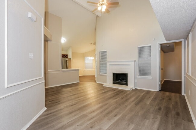 Photo - 5704 Stone Meadow Ln