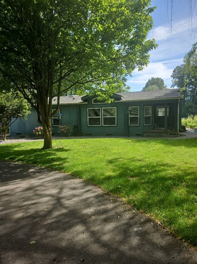 Serene Sumner 3bed/2bath Home & Workshop -... - Serene Sumner 3bed/2bath Home & Workshop -...