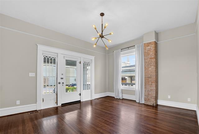 Photo - 1630 Mistletoe Blvd