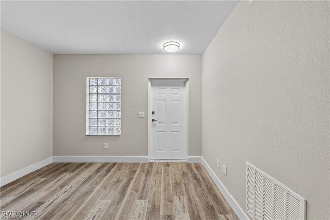 Photo - 8423 Bernwood Cove Loop Unit 405