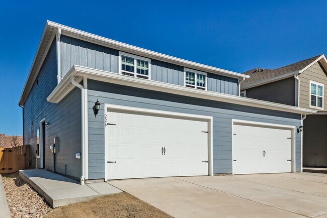 Photo - 226 Marsh Ln