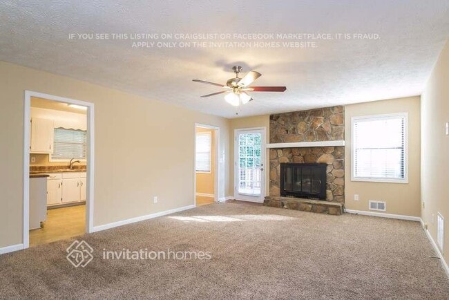 Photo - 2732 Shetland Ln NW