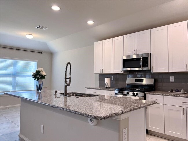 Photo - 126 Courageous Side Way