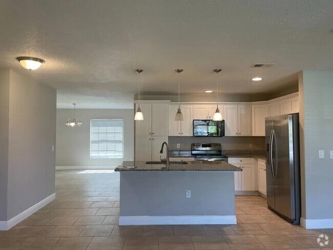 Building Photo - 12131 Agana St Rental