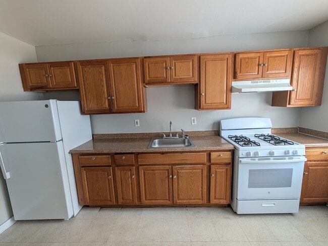 Building Photo - 118 Fulton St Unit 118