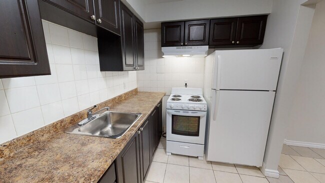 Photo - Sandwich Street Apartments