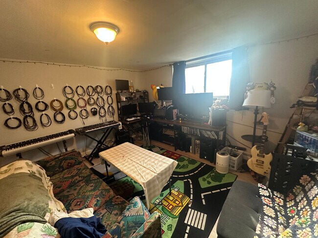 Photo - 77 Chiswick Rd Apartments