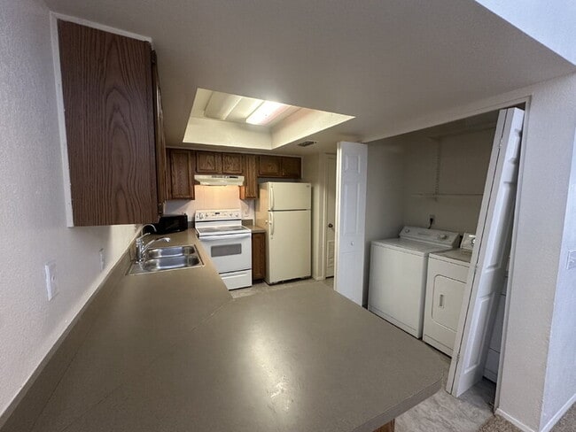 Photo - 13644 N Hamilton Dr Unit #4