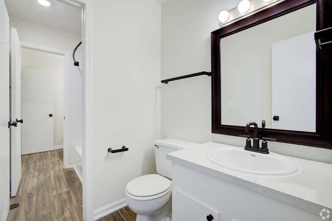 Photo - Cloisters and Foxfire Apartments