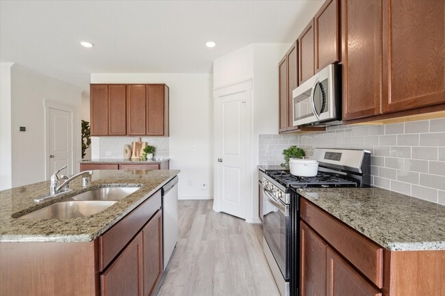Photo - 7419 Casuna Ln