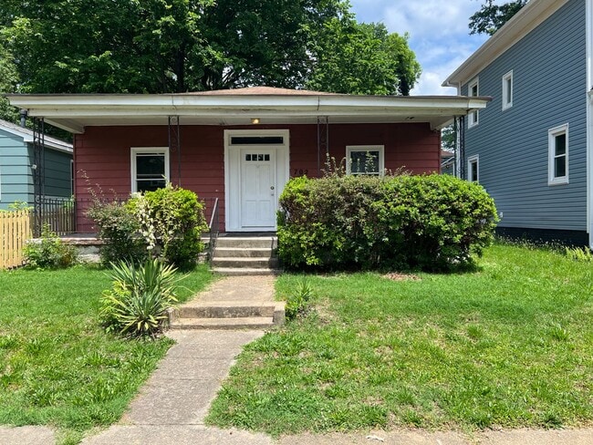 Building Photo - 702 Northside Ave