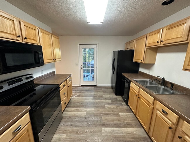 301 Spring Hollow Rd