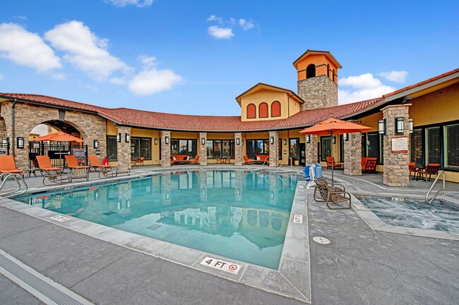 Building Photo - La Bella Vita Rental