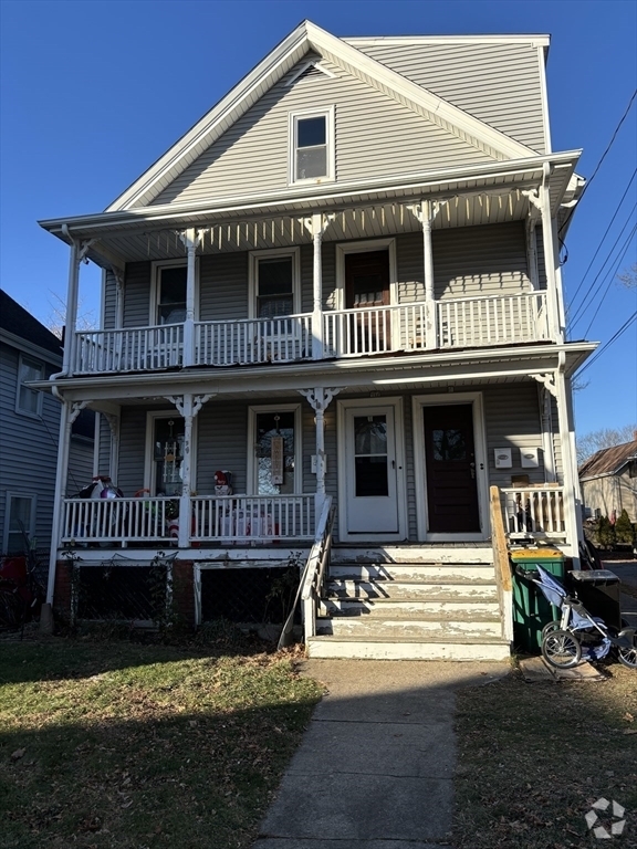 Building Photo - 94 Fisher St Unit 2 Rental