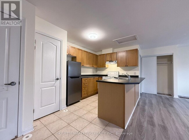 Photo - 25 Rocking Horse St