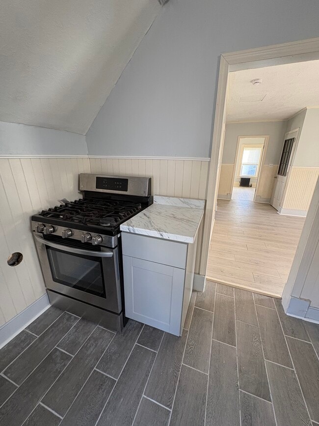 Photo - 121 London St Unidad 2