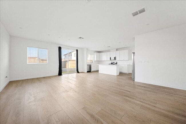 Photo - 12639 Patagonian Wy Unidad 12639 Patagonian Way #1