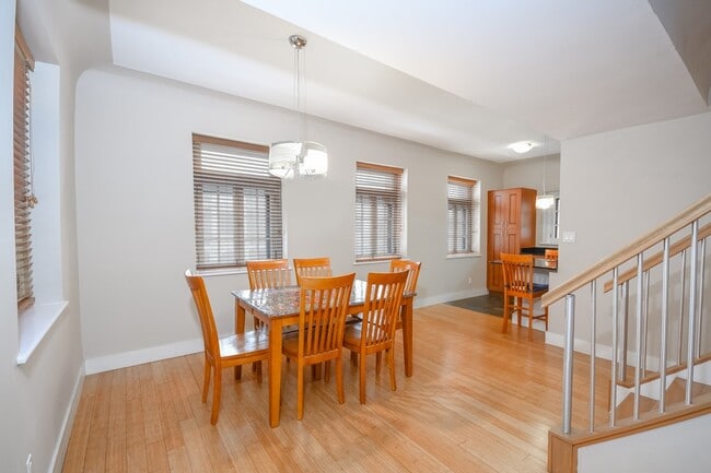 Building Photo - 603 Westgate Ave