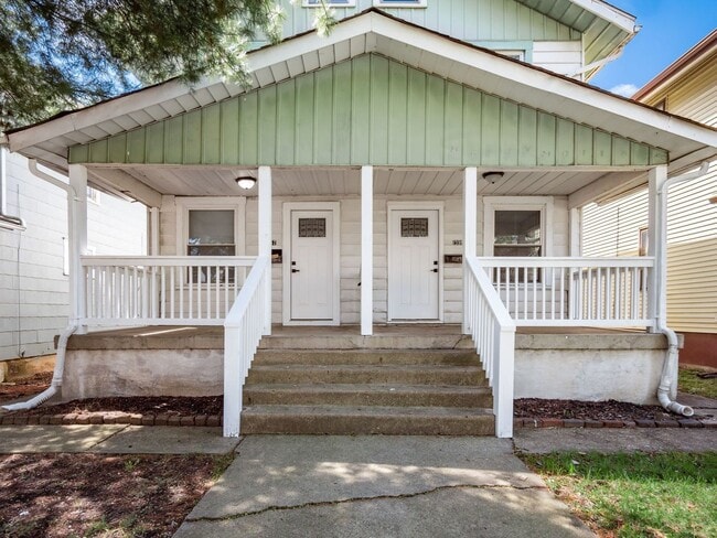 Photo - 1359 N 6th St