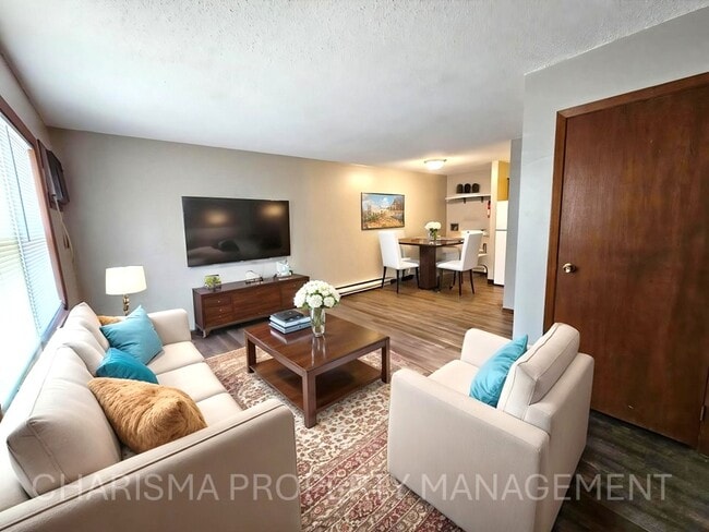 Photo - 1005 4th St Unidad 10