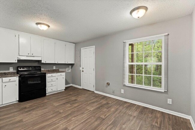 Walnut Hills Apartments