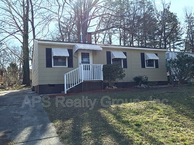 Building Photo - 1020 Meadowbrook Blvd