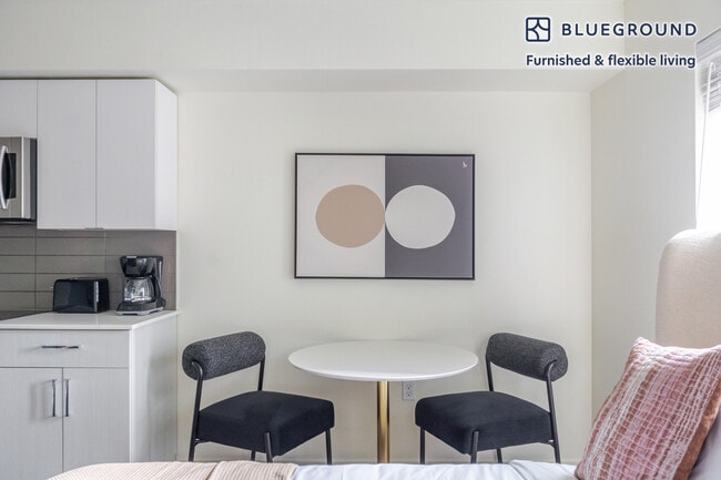 Photo - 5001 Brooklyn Ave NE Unit FL5-ID918