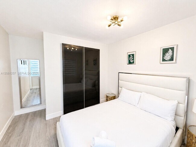 Photo - 10000 E Bay Harbor Dr Unit 14