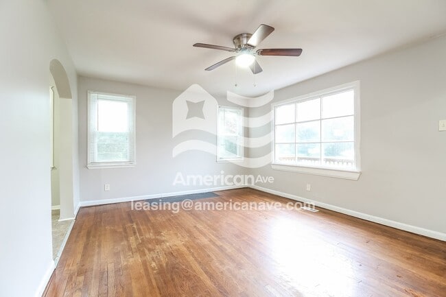 Photo - 301 Ammons Rd