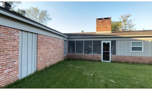 Photo - 3590 Brentwood Dr