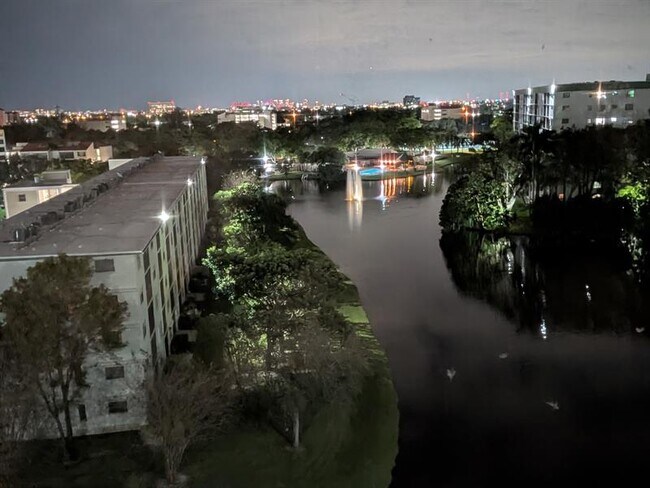 Photo - 2238 N Cypress Bend Dr Unit 902