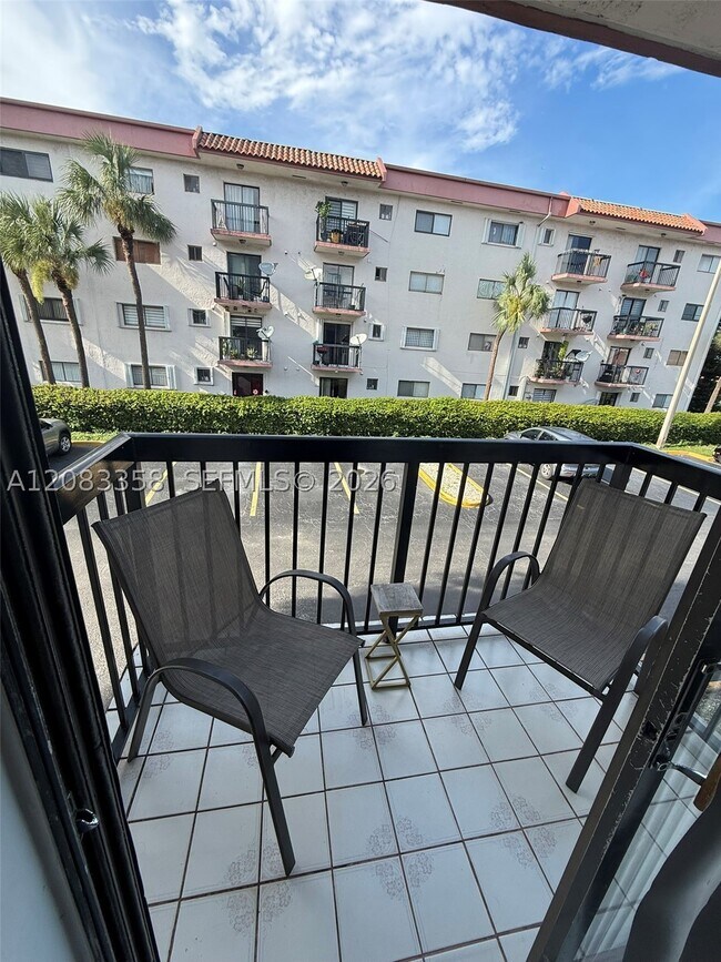 Photo - 5420 W 21st Ct Unit 211