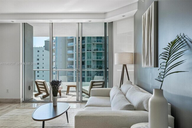 Photo - 1300 Brickell Bay Dr Unit 1102