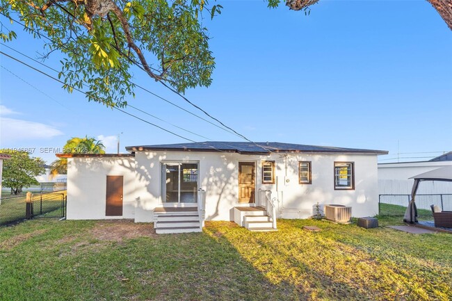 Photo - 14760 Fillmore St