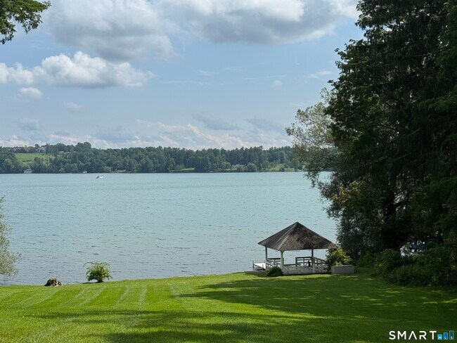 104 Millerton Rd