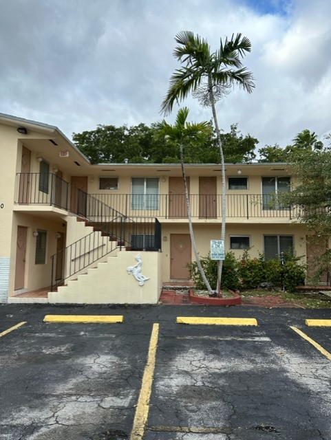 Building Photo - 13990 NE 20th Ct Rental