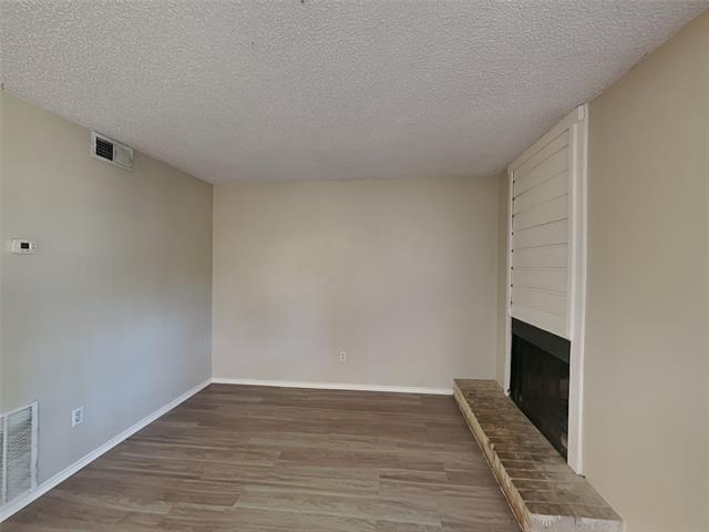 Photo - 852 NW Summercrest Blvd