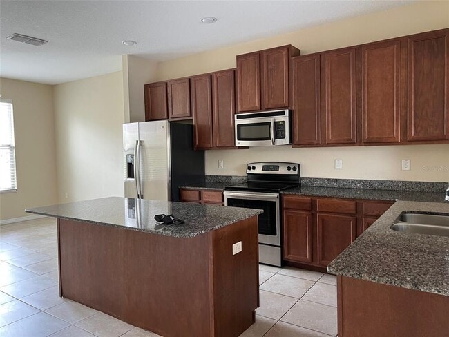 Photo - 822 Callista Cay Loop