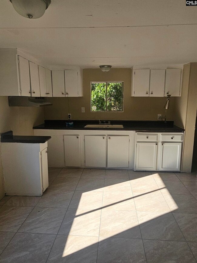 Photo - 119 E Woods Ct