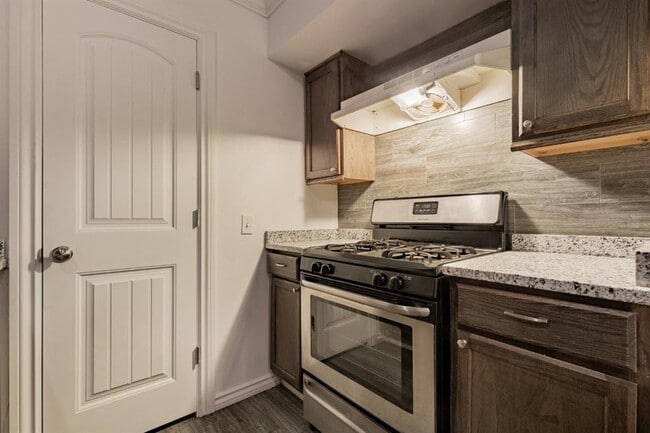 Photo - 319 E Edwards St Unit 8