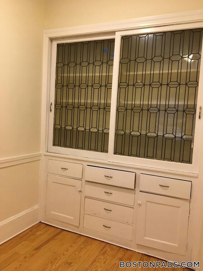 Photo - 1463 Beacon St Unidad 22